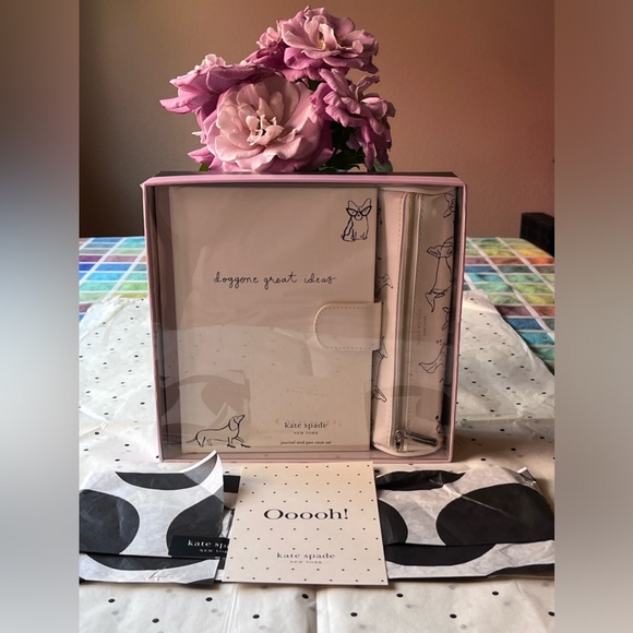 🐶🥳🐶 KATE SPADE DOG PARTY JOURNAL & PEN CASE SET 🐶🥳🐶 NWT 🐶🥳🐶 - Picture 1 of 16